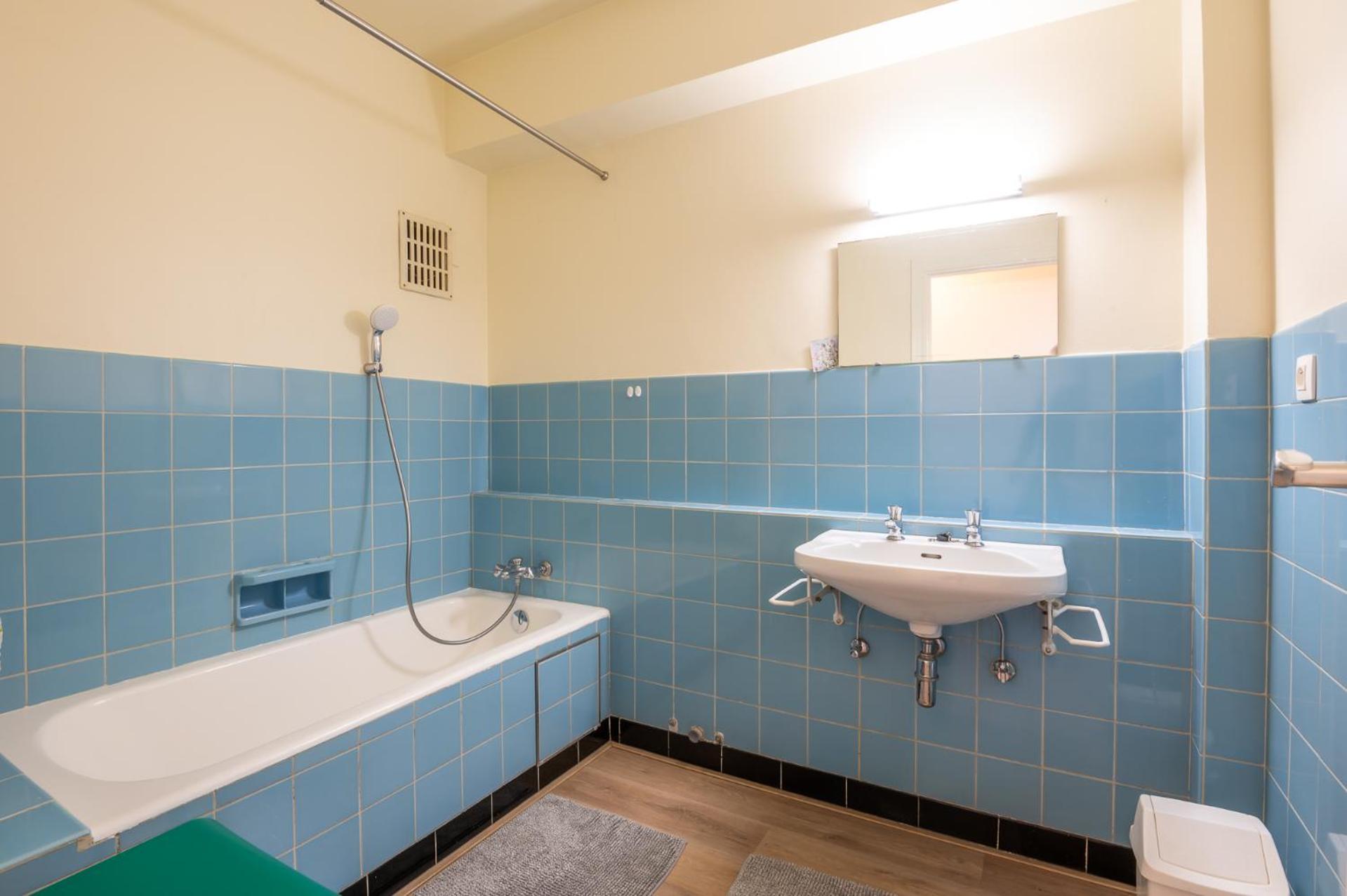 Charming With Sea View For 6 Oostende