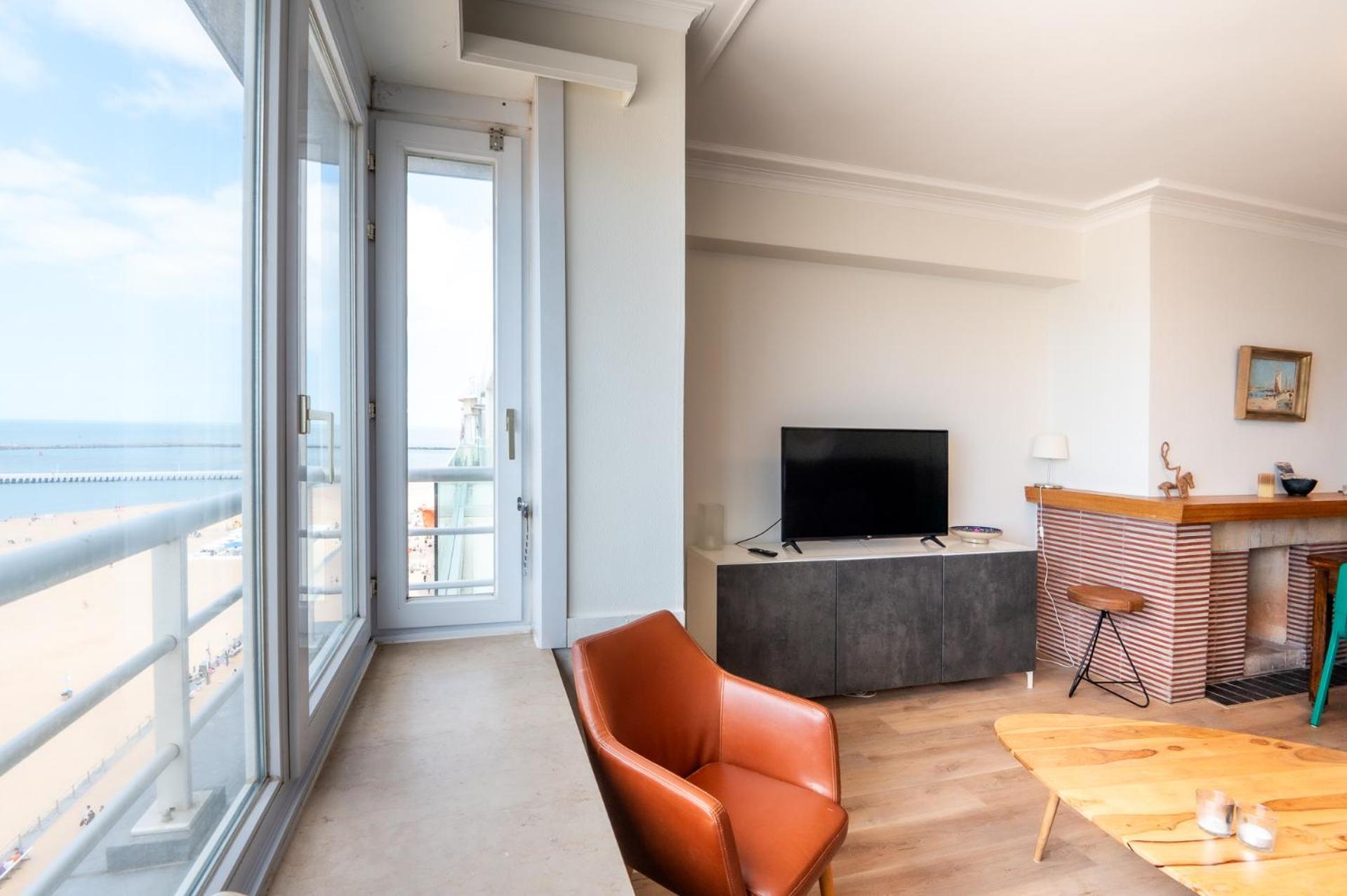 Charming With Sea View For 6 *