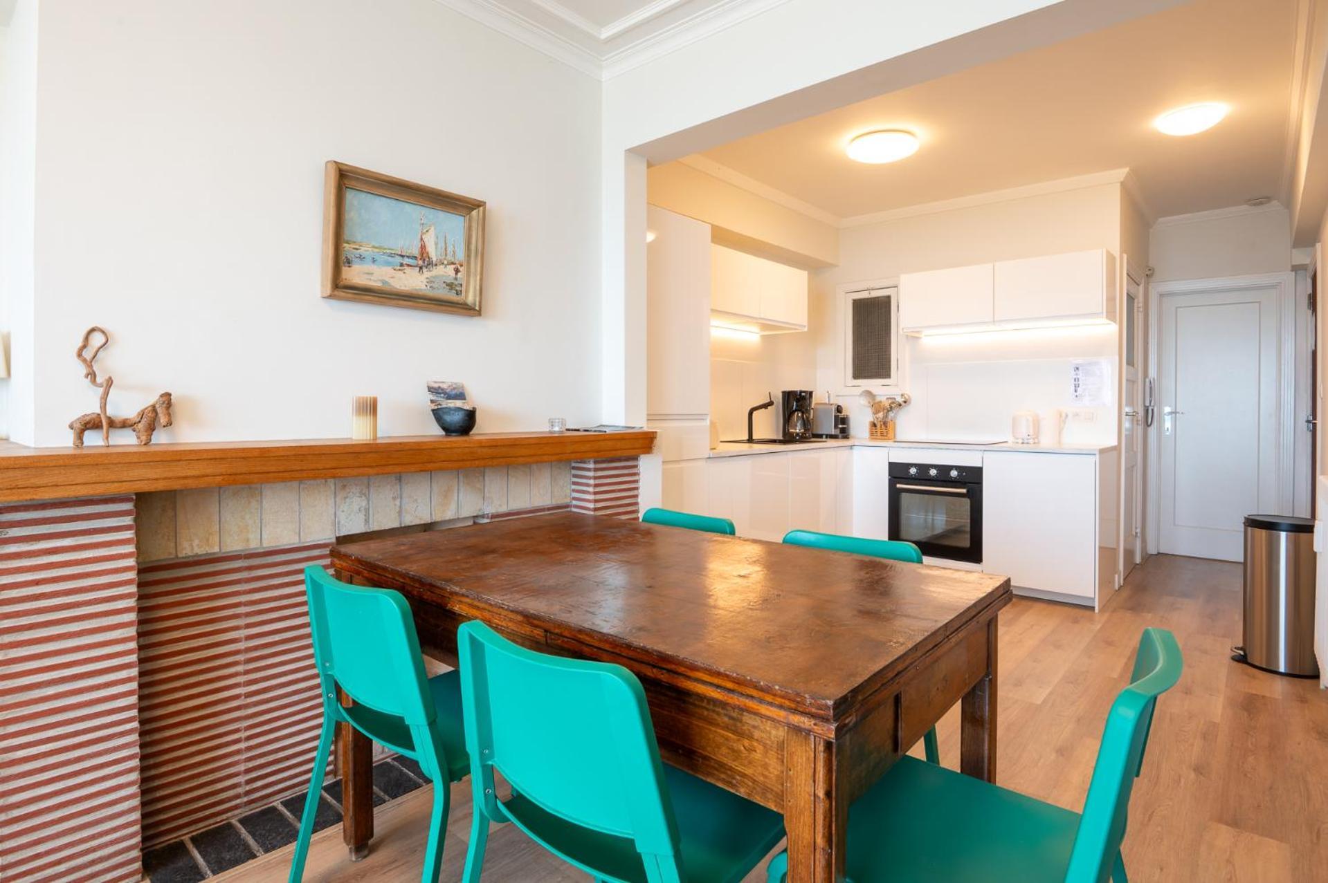 Charming With Sea View For 6 *